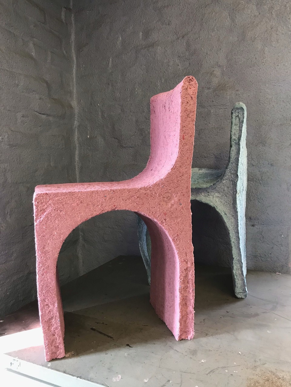 MOBILIER EN PAPIER