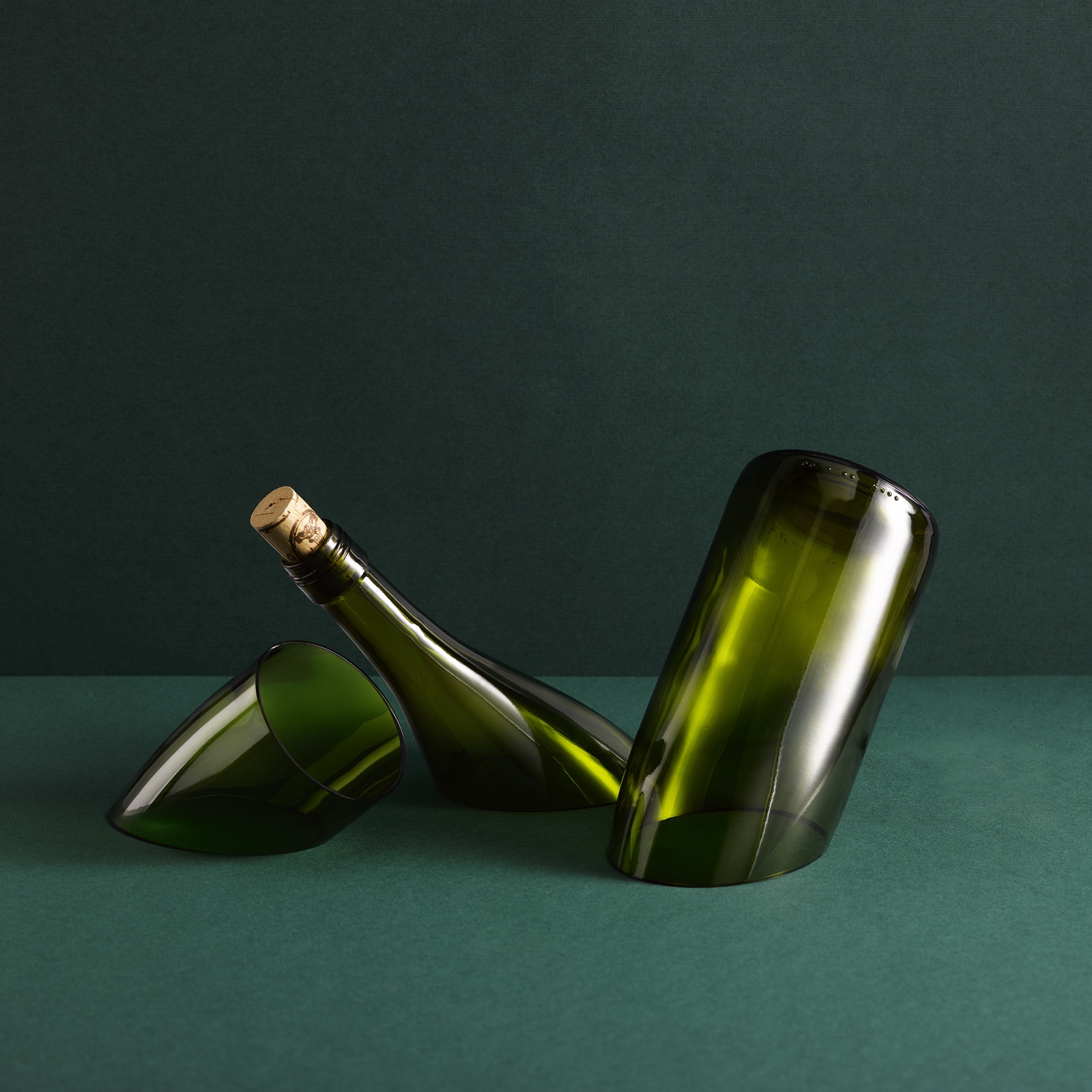 S'Glàs - Les bouteilles de vin d'Alsace se mettent aux verres